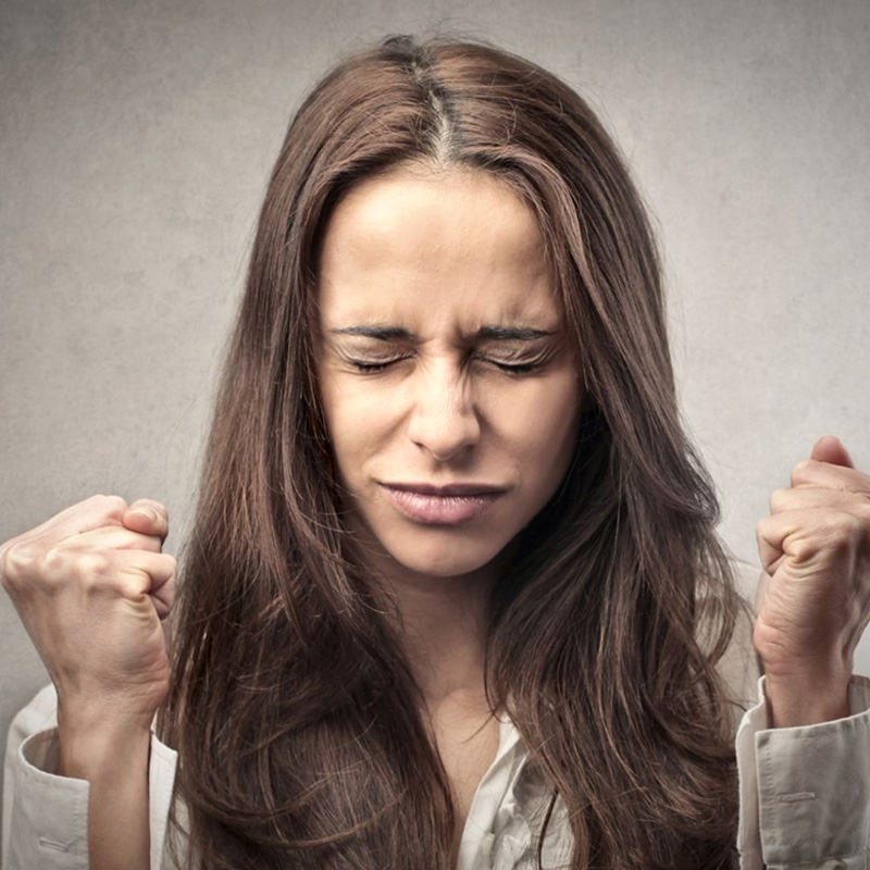 Autocontrollo e gestione delle emozioni: Supporto per imparare a gestire le emozioni difficili, come rabbia, tristezza e frustrazione.